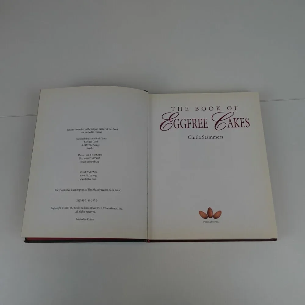 The Book of Egg Free Cakes by Cintia Stammers Hardcover Book
